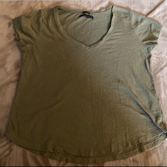 ✨3 for $25✨ Abercrombie & Fitch Cotton v-neck - Picture 2 of 7